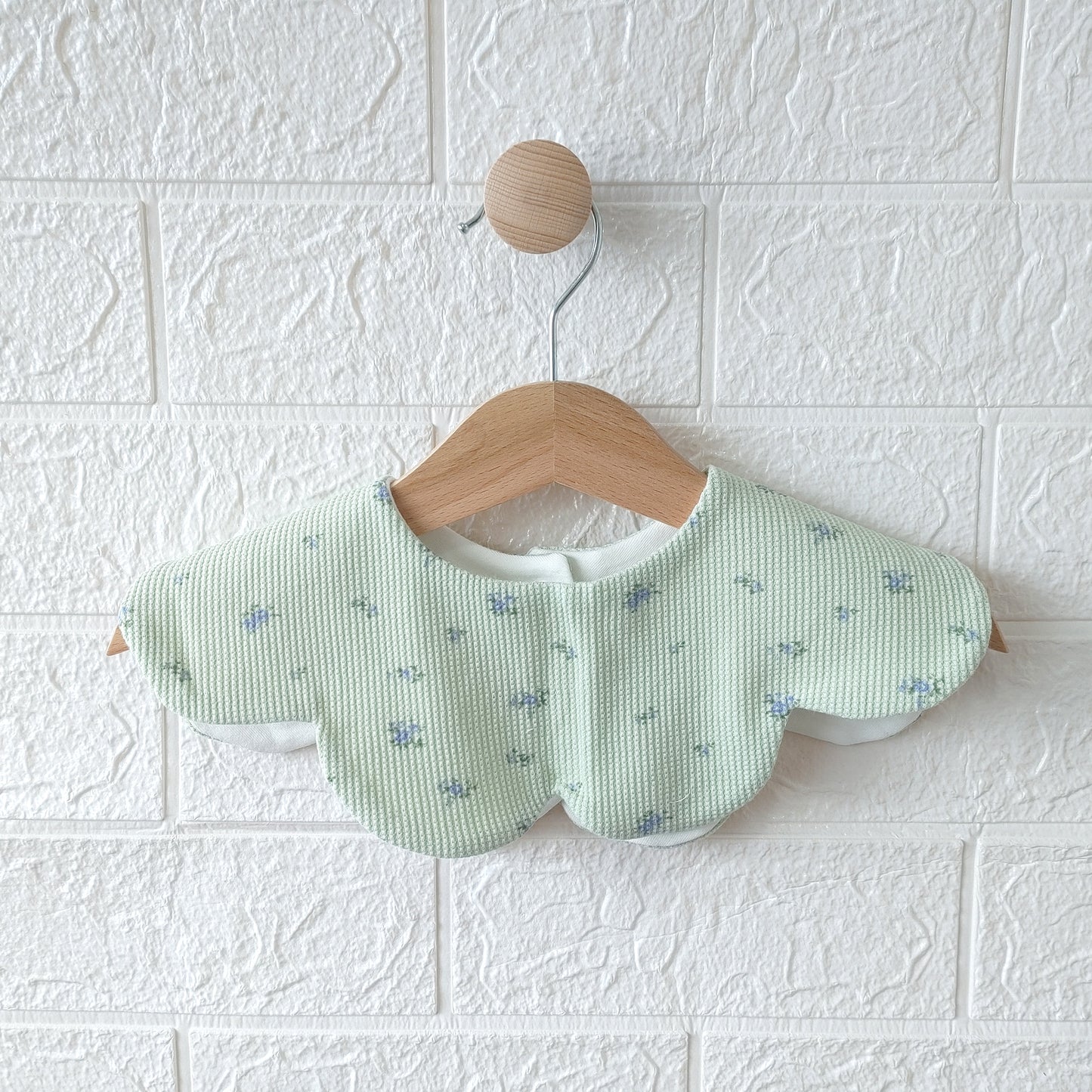Premium Bib